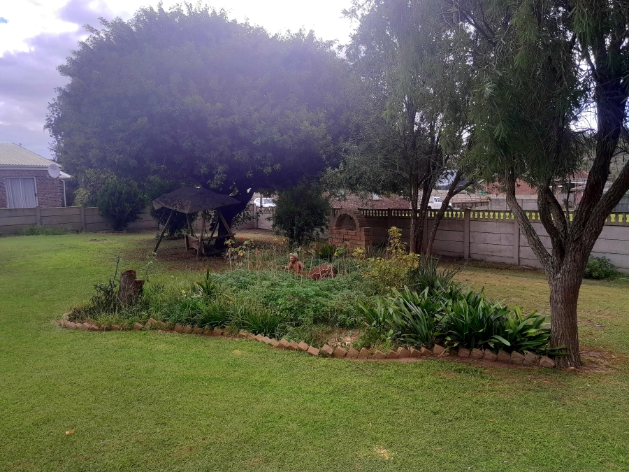 3 Bedroom Property for Sale in Albertinia Western Cape